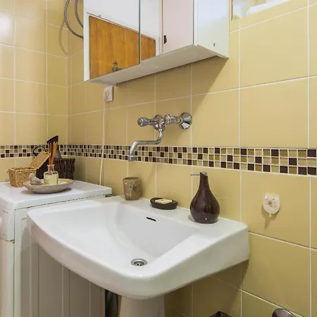 Tatil Evi Ferienhaus Fur 10 Personen In Murter-ort, Dalmatien Norddalmatien Murter