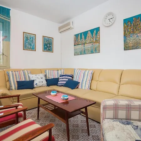Tatil Evi Ferienhaus Fur 10 Personen In Murter-ort, Dalmatien Norddalmatien *